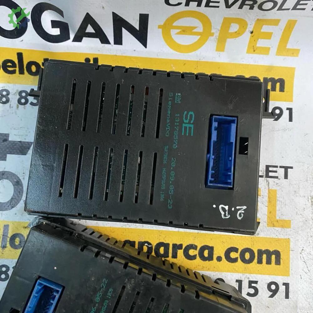 Opel Astra Yol Bilgisayarı 13451608 çıkma parça