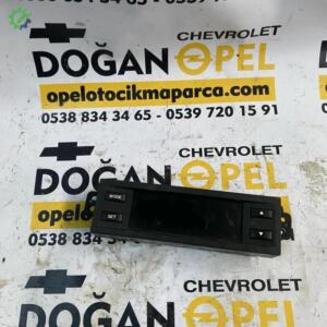 Chevrolet Captiva Çıkma Orta Bilgi Ekran Fonksiyonlu GM 95981821