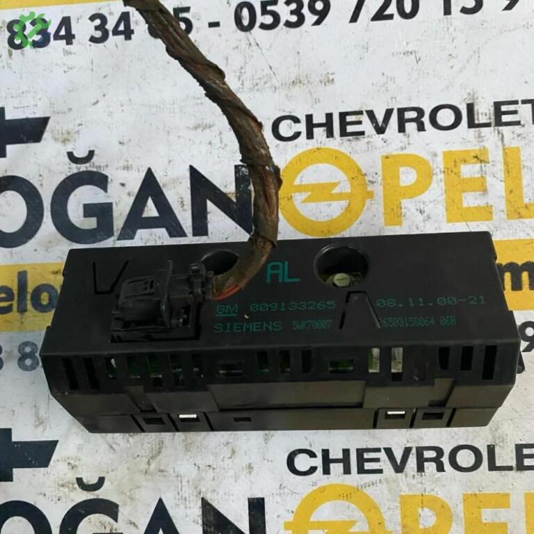 Opel Astra Bilgi Ekranı çıkma parça