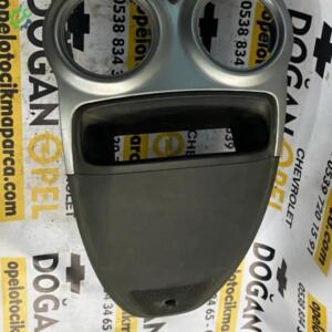 Opel Corsa D Çıkma Gid Ekran Çerçevesi GM 13284430
