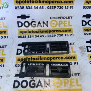 Opel Vectra A Orta Üfleme Izgarası Perdesi