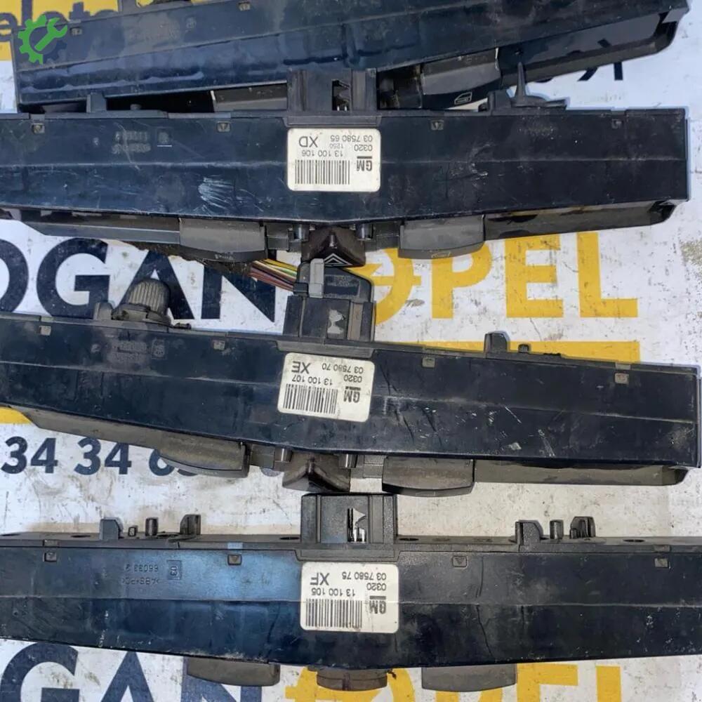 Opel Zafira Flaşör Düğmesi 13100105 çıkma parça