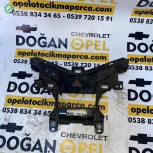 Chevrolet Cruze Çıkma Dörtlü Etrafı Çerçevesi GM
