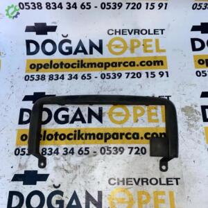 Opel Vectra B Çıkma Radyo Çerçevesi GM 90348378
