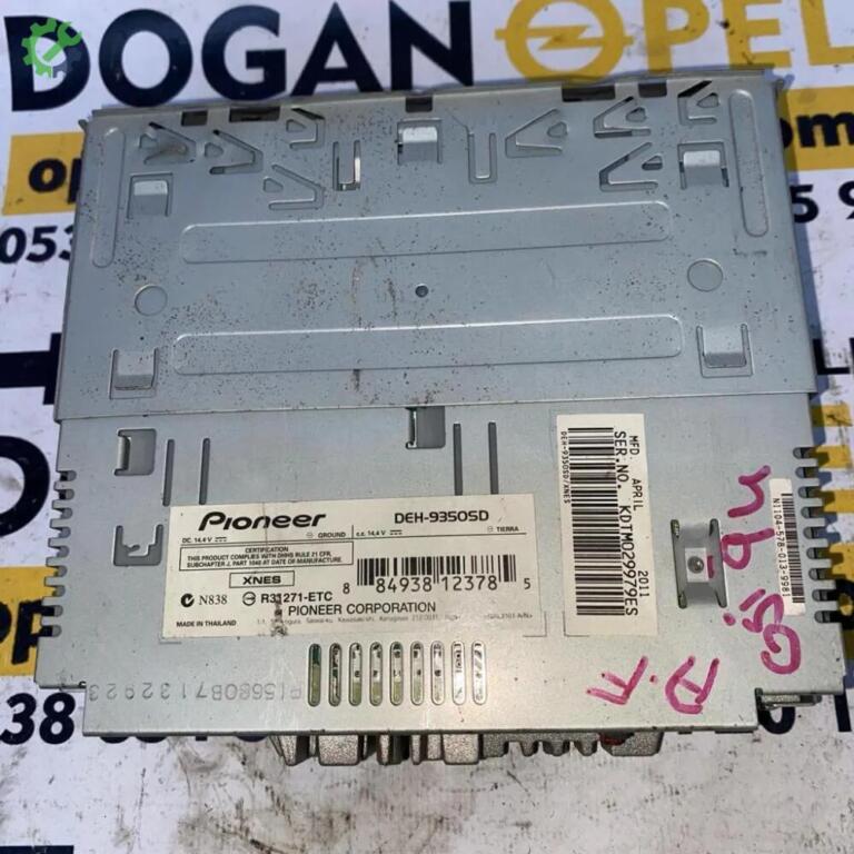 Opel Astra Teyp çıkma parça