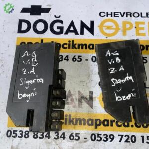 Opel Astra G Sigorta Beyni Çıkma Orjinal GM 90562573