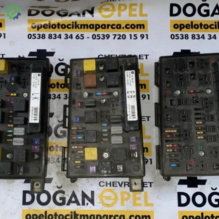 Opel Astra Sigorta Kutusu çıkma parça