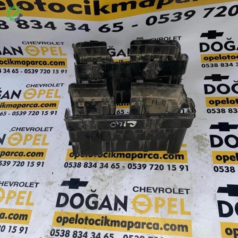 Chevrolet Captiva Sigorta Kutusu çıkma parça