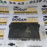 Opel İnsignia Çıkma Ön Sigorta Kutusu Üst Kapağı GM 13222784