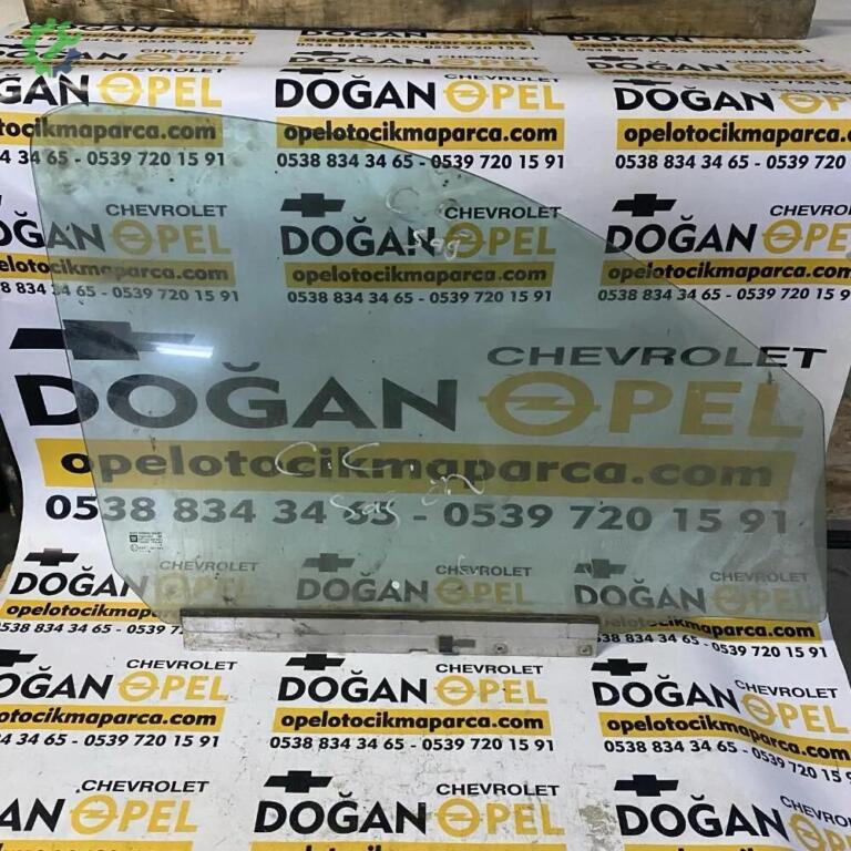 Opel Corsa Sağ Ön Kapı çıkma parça
