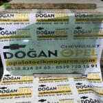 Opel Zafira B Çıkma Sol Ön Kapı Camı GM