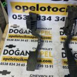 Opel corsa d elektirikli gaz pedalı