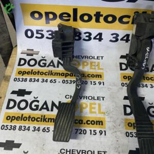 Opel corsa d elektirikli gaz pedalı