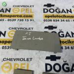 Opel astra j çıkma tavan lamma kapagı
