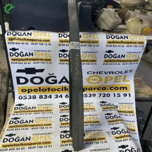 Opel Astra H Makyajsız Kasa Ön Karlık Çıkma GM