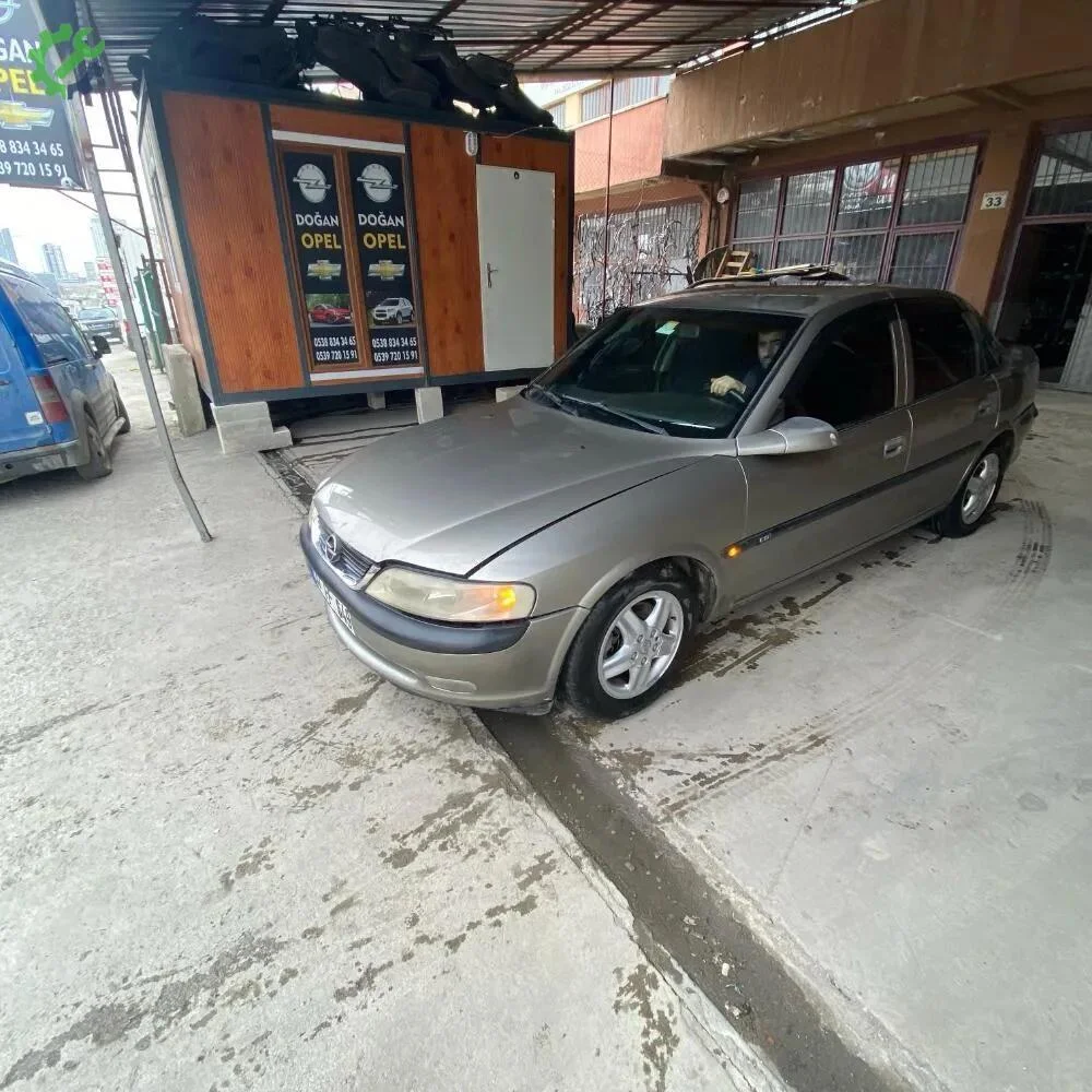 Opel Vectra çıkma parça