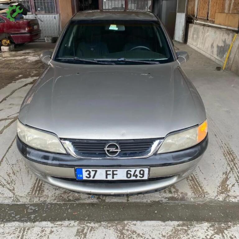 Opel Vectra Kaput çıkma parça