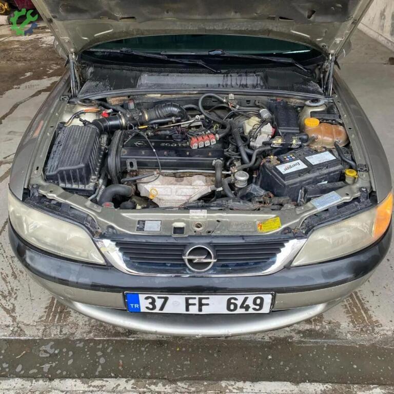 Opel Vectra Silecek Kolu çıkma parça
