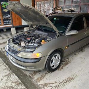 Opel Vectra B Çıkma Gaz Kelebeği GM