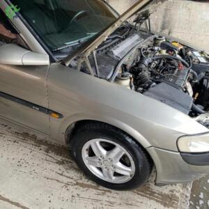 Opel Vectra B Fren Kaliperi Çıkma