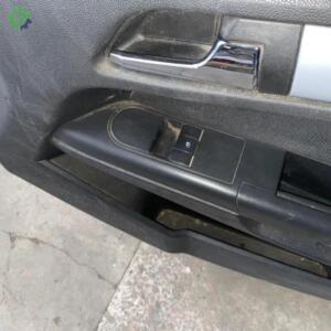 Opel Astra H Çıkma Sağ Kapı Cam Düğmesi Orijinal GM