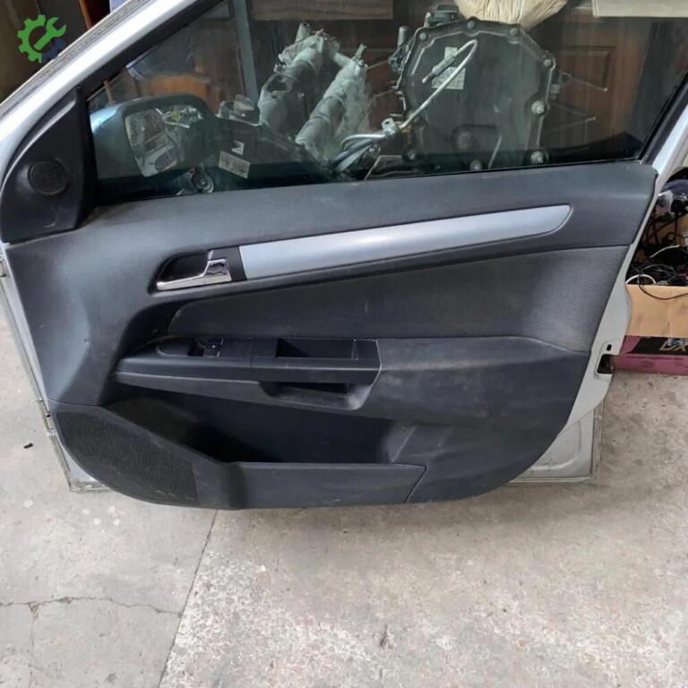 Opel Astra Kapı Döşemesi çıkma parça