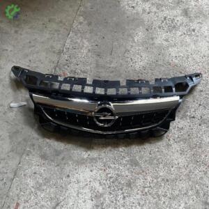 Opel Astra J Kasa Ön Panjur Armalı Kromlu Set Taiwan