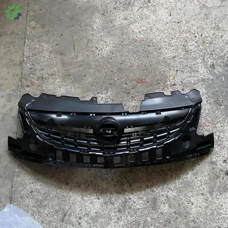 Opel Corsa Panjur çıkma parça