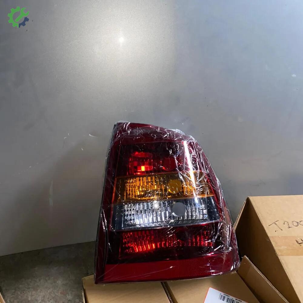 Opel Astra Arka Stop çıkma parça