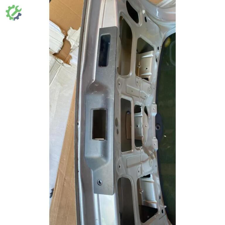 Opel Astra Bagaj Kapağı çıkma parça
