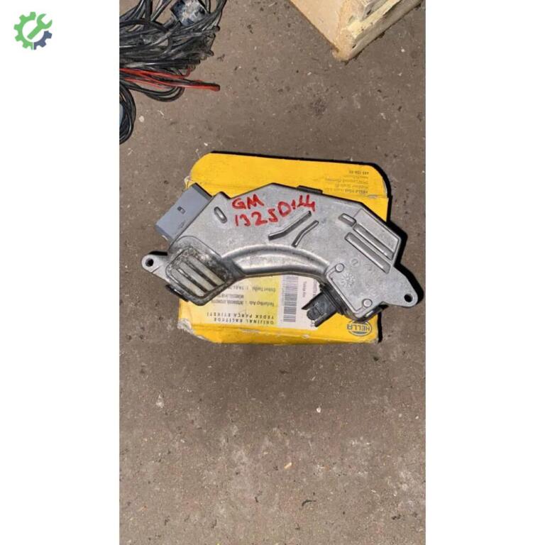 Opel Vectra Kalorifer çıkma parça