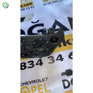 Chevrolet Aveo T250 Çıkma Dörtlü İkaz Düğmesi GM 96652257