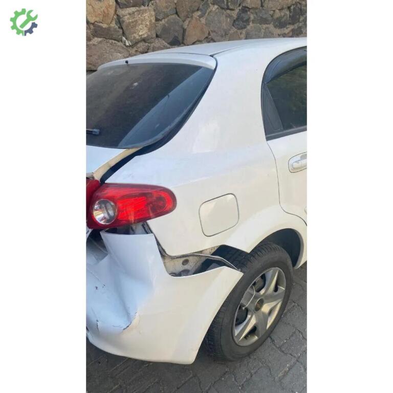 Chevrolet Lacetti Arka Çamurluk çıkma parça