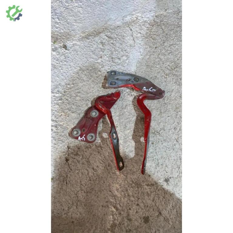 Opel Astra Kaput Menteşesi çıkma parça