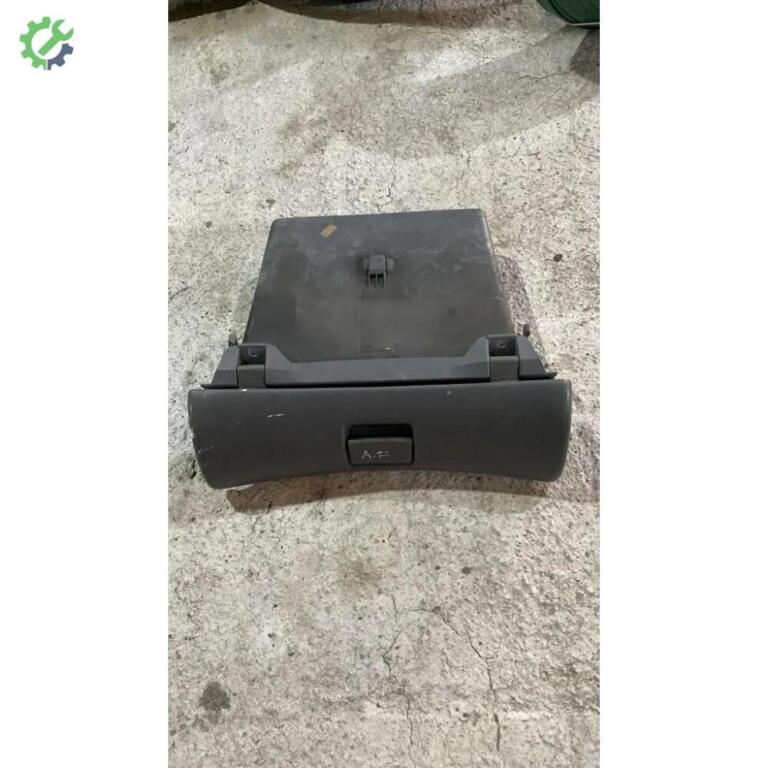 Opel Astra Torpido Gözü çıkma parça