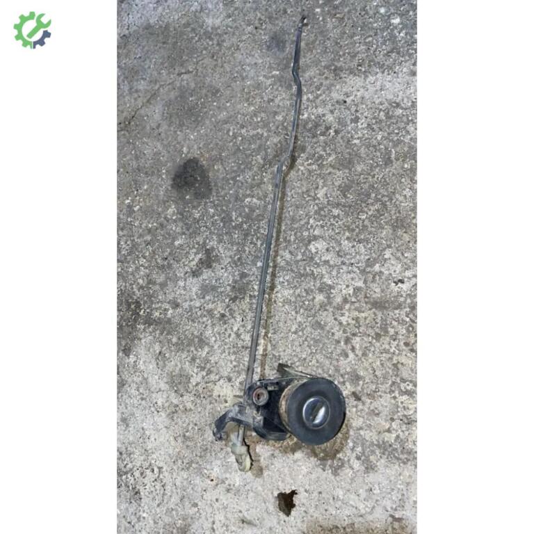 Opel Corsa Bagaj çıkma parça