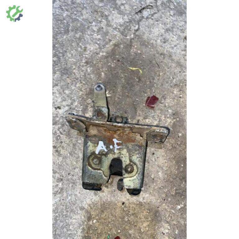 Opel Astra Bagaj Kilidi çıkma parça