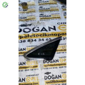 Opel Astra J Ön Kelebek Cam GM