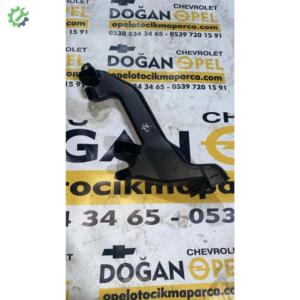 Opel Astra J Kalorifer Yönlendirme Boruları GM (Ayak Tarafı)
