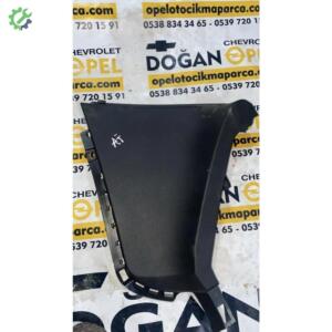 Opel Astra J Torpido Yanı Kaplama Bakaliti GM 13262702
