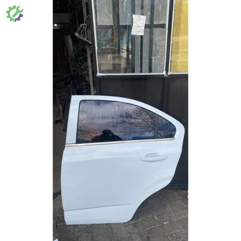 Chevrolet Aveo Sol Arka Kapı çıkma parça