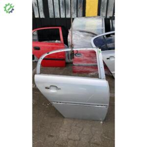 Opel Vectra C 2002-2008 Çıkma Orijinal Sağ Arka Kapı Gümüş Gri Renk