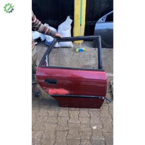 Opel Astra F 1991-2001 Çıkm Sağ Arka Kapı Bordo Renk Orijinal