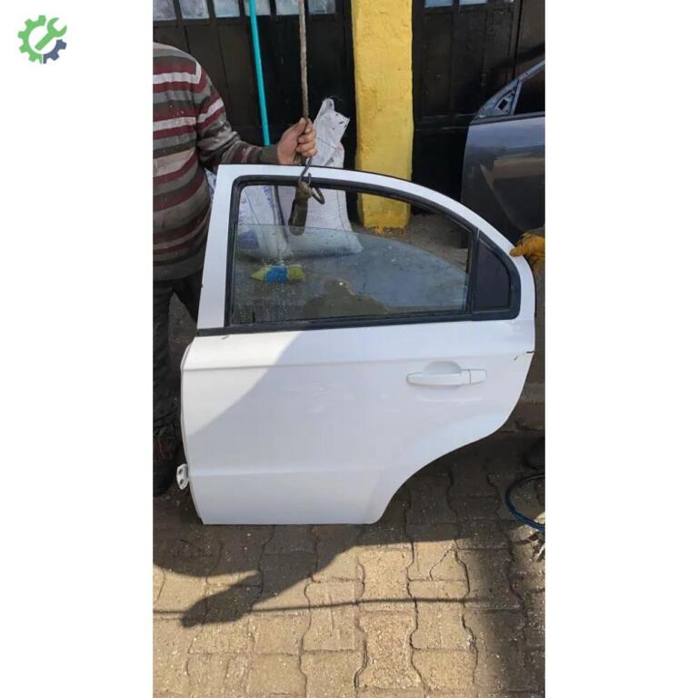 Chevrolet Aveo Sol Arka Kapı çıkma parça
