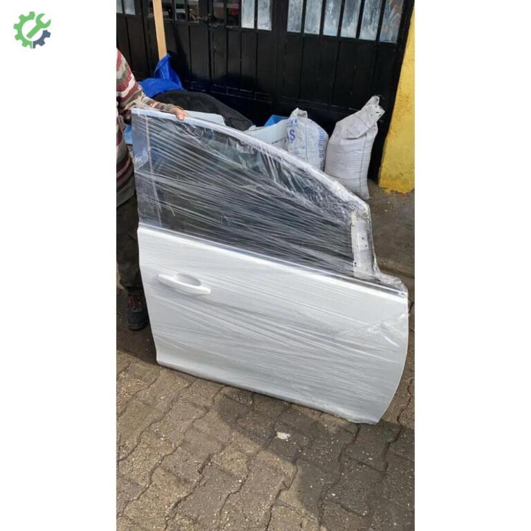 Opel Astra Sağ Ön Kapı çıkma parça