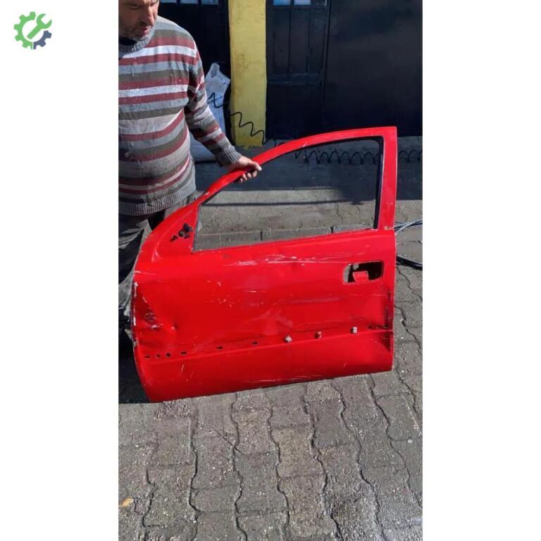 Opel Astra Sol Ön Kapı çıkma parça