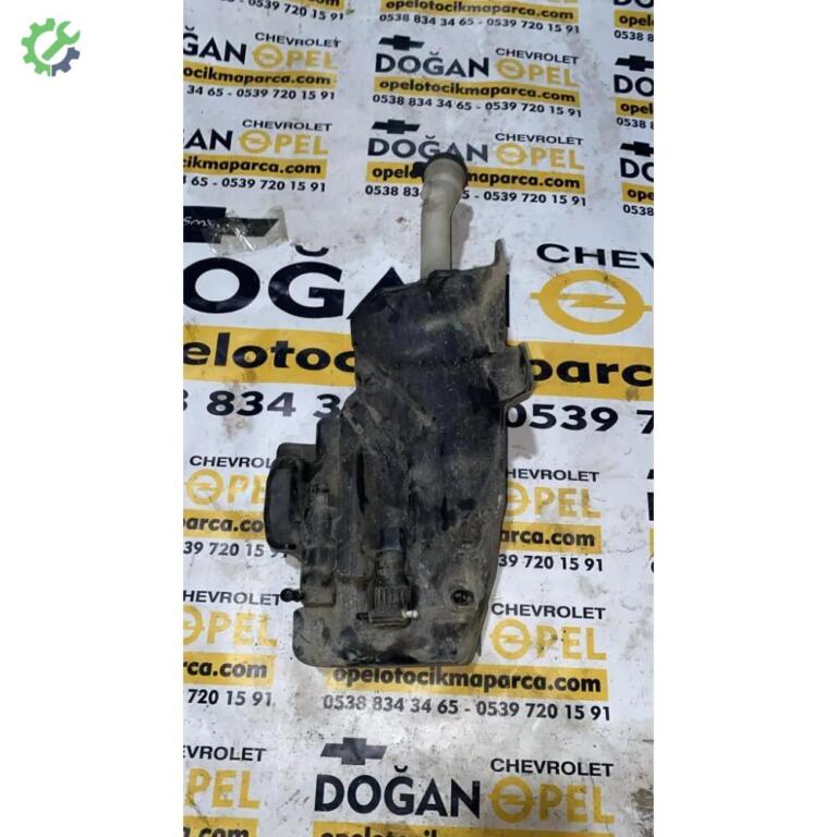 Opel Zafira Silecek Su Deposu çıkma parça