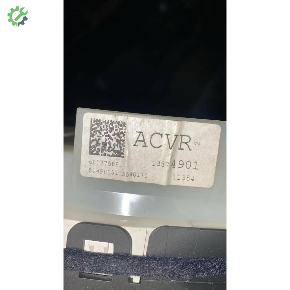 Opel Astra Gösterge Paneli 13374901 çıkma parça