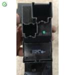 Opel Astra J Çıkma Orijinal Sağ Ön Cam Kaldırma Düğmesi GM 13301886