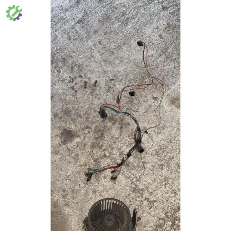 Opel Astra Kalorifer çıkma parça